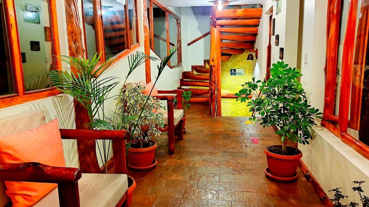 Hostal Huasicama Latacunga Bagian luar foto