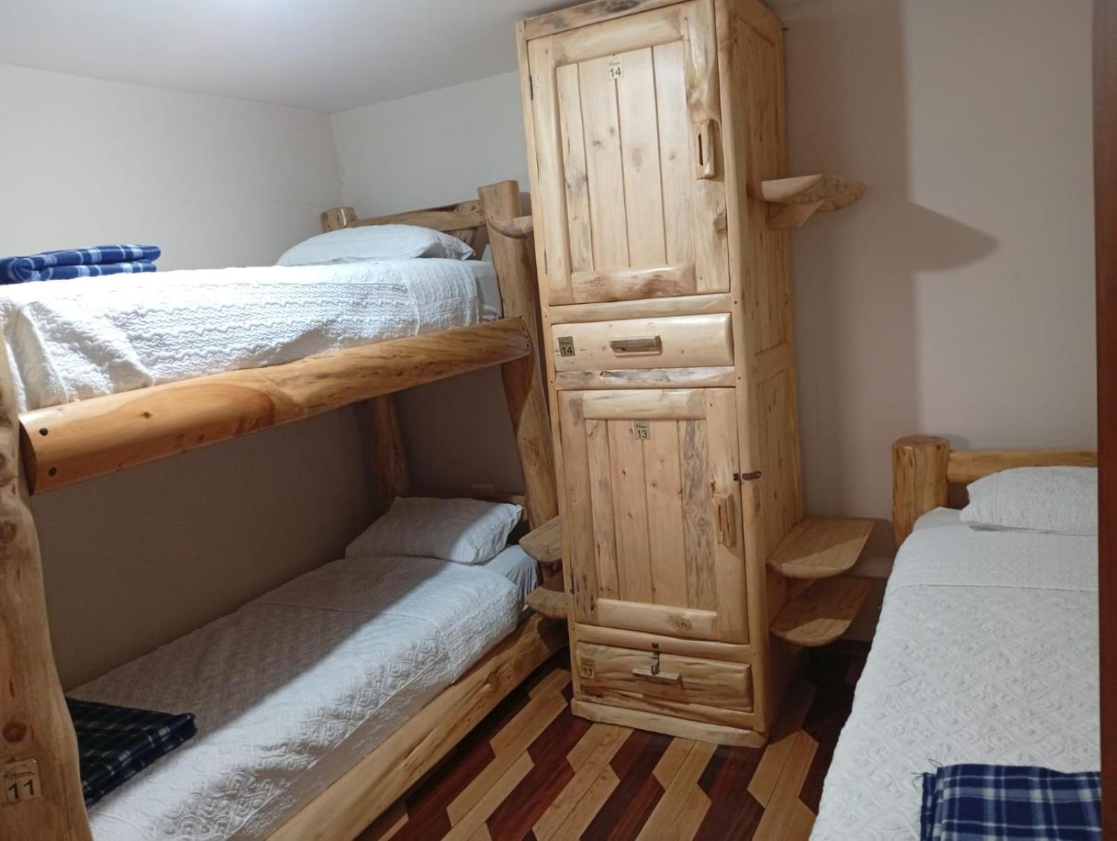 Hostal Huasicama Latacunga Bagian luar foto